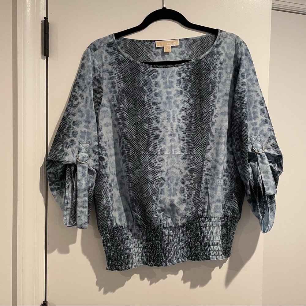 Women's Blue Patterned Top